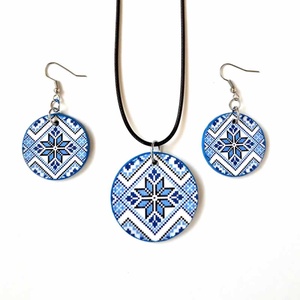 Set bijuterii din lemn cu model traditional 123039 - bijuterii - seturi de bijuterii - Artynos.ro