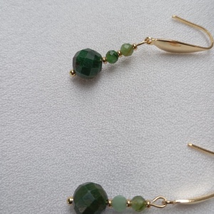 Cercei cu Smarald si tortite placate cu aur 18K - bijuterii - cercei - cercei din pietre semiprețioase - Artynos.ro