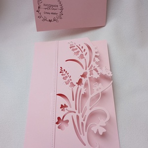 Felicitare roz, decupata, cu flori de primavara - casă & stil de viață - produse de papetărie - invitații, felicitări - Artynos.ro