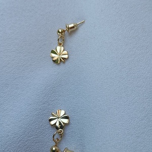 Cercei Norocel la purtator placati cu aur, Bijuterii, Cercei, Cercei din margele, Confectionarea bijuteriilor, ARTYNOS