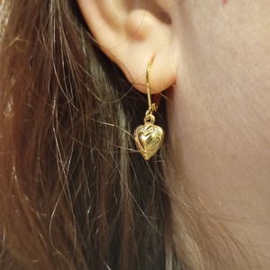 Martisor deosebit, cercei placati cu aur si felicitare embosata - bijuterii - cercei - cercei din mărgele - Artynos.ro