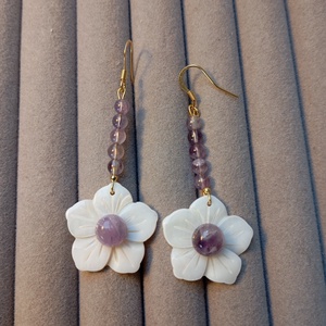 Cercei Floare Sidef cu ametist si tortite placate cu aur 18K, Bijuterii, Cercei, Cercei din pietre semipretioase, Confectionarea bijuteriilor, ARTYNOS