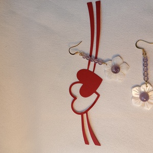 Cercei Floare Sidef cu ametist si tortite placate cu aur 18K - bijuterii - cercei - cercei din pietre semiprețioase - Artynos.ro