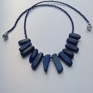 Colier cu Lapis Lazuli si inchidere magnetica - bijuterii - coliere - coliere din mărgele - Artynos.ro