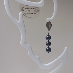 Cercei rebeli cu Perle negre 6-7mm si cubic zirconiu fatetat, Bijuterii, Cercei, Cercei din perle, Confectionarea bijuteriilor, Cine spune ca perlele sunt doar clasice? Descopera latura indrazneata, exotica si absolut seducatoa..., ARTYNOS