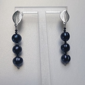 Cercei rebeli cu Perle negre 6-7mm si cubic zirconiu fatetat - bijuterii - cercei - cercei din perle - Artynos.ro