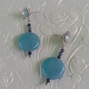 Cercei albastri cer senin cu Calcedonie, Safir si Swarovski - bijuterii - cercei - cercei din pietre semiprețioase - Artynos.ro