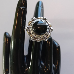 Inel handmade cu Onix si cristale Swarovski Black Diamond - bijuterii - inele - inele cu pietre semiprețioase - Artynos.ro