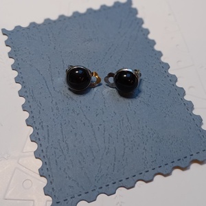 Cercei clips cu Onix negru 10mm - bijuterii - cercei - cercei din pietre semiprețioase - Artynos.ro