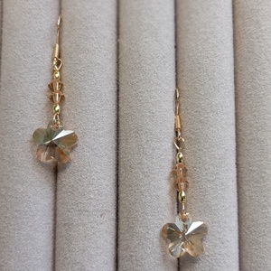 Cercei din argint placat cu aur 18K si cristale Swarovski - bijuterii - cercei - cercei din mărgele - Artynos.ro