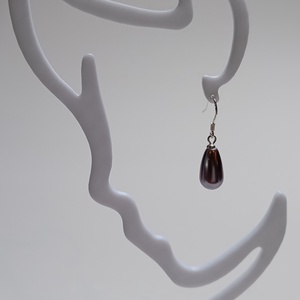 Cercei din argint 925 cu perla gri Swarovski 10x8mm - Artynos.ro