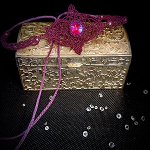 Colier micromacrame violet cu cristal Swarovski  - bijuterii - coliere - coliere cu multiple șiruri - Artynos.ro