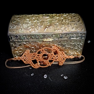 Brățară micromacrame cu Cristal Cuart Fumuriu  - bijuterii - brățări - brățară împletită, brățară din fire - Artynos.ro