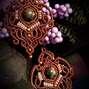 Cercei Micromacrame cu cristale Unakit - bijuterii - cercei - cercei candelabru - Artynos.ro