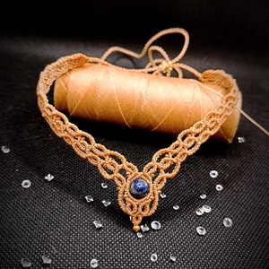 Colier choker macrame cu cristal Lapis Lazuli - bijuterii - coliere - coliere statement - Artynos.ro
