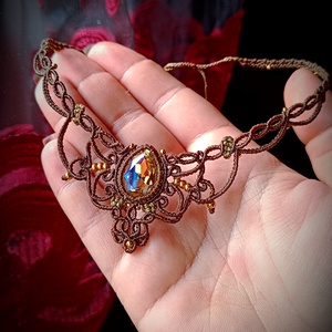 Colier Micro Macrame Cu Cristal Lacrima Preciosa  - bijuterii - coliere - colier y - Artynos.ro