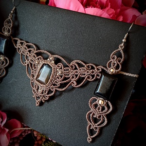 Set bijuterii elegant micromacrame cu cristal Onix  - Artynos.ro
