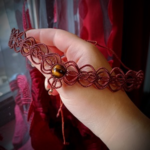 Colier choker micromacrame cu ochi de tigru  - bijuterii - coliere - colier y - Artynos.ro