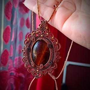 Pandantiv Talisman Micromacrame Ochi de tigru - bijuterii - coliere - coliere din pietre semiprețioase - Artynos.ro