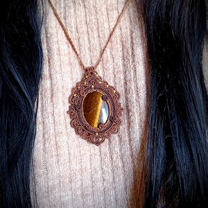 Pandantiv Talisman Micromacrame Ochi de tigru - bijuterii - coliere - coliere din pietre semiprețioase - Artynos.ro