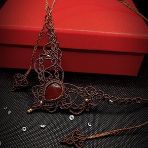 Colier bohemian maro micromacrame cu Agata , Bijuterii, Coliere, Chockere, Impletitura, Innoda, ARTYNOS