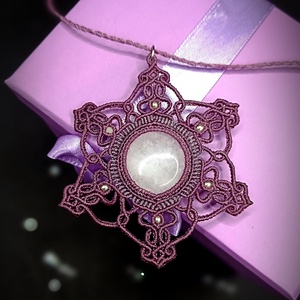 Pandantiv Mandala Talisman cu Cuart Roz - bijuterii - coliere - coliere cu pandative - Artynos.ro