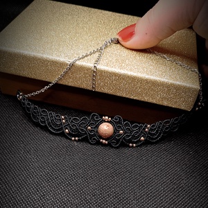 Choker medieval micromacrame cu cristal  - bijuterii - coliere - coliere din pietre semiprețioase - Artynos.ro
