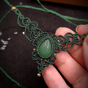 Colier Verde Mini Micromacrame Vintage Princess Aventurin - bijuterii - coliere - chockere - Artynos.ro