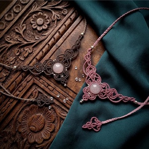 Colier Choker Minimalist Micromacrame Bohemian Cristal Cuart, Bijuterii, Coliere, Chockere, Innoda, Impletitura, Colier micromacrame, lucrat manual cu tehnica de noduri, din ata cerata premium, cristal natural cu..., ARTYNOS