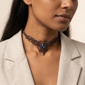 Colier choker micromacrame cu cristal albastru Preciosa  - bijuterii - coliere - chockere - Artynos.ro