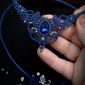 Colier Albastru Regal Elegant Micromacrame Cu Cristal Swarovski  - bijuterii - coliere - chockere - Artynos.ro