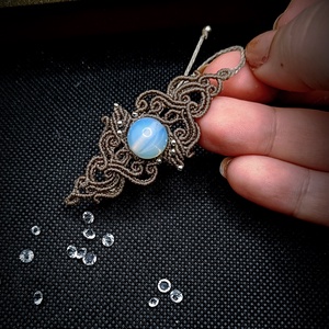 Brățară Frunze Micromacrame Cu Opal   - bijuterii - brățări - brățări din pietre semiprețioase - Artynos.ro