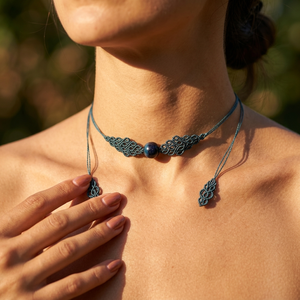 Colier Minimalist Talisman Micromacrame cu Ochi de tigru Albastru - Artynos.ro