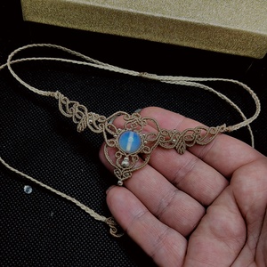 Choker Delicat Frunze Micromacrame Cu Opal - bijuterii - coliere - chockere - Artynos.ro