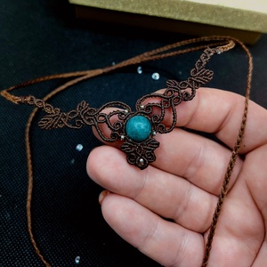 Colier macrame choker minimalist cu acvamarin  - bijuterii - coliere - chockere - Artynos.ro