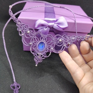 Colier Lilac Victorian Micromacrame Cu Cristal Swarovski  - bijuterii - coliere - chockere - Artynos.ro