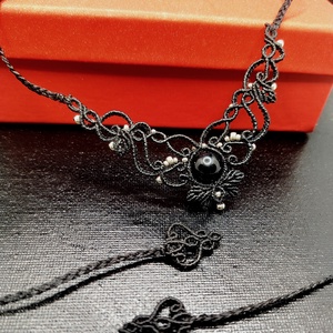 Colier Choker Negru Delicat Micromacrame Cu Cristal Obsidian  - bijuterii - coliere - chockere - Artynos.ro