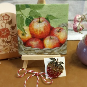 Martisor delicios mere, Bijuterii, Martisor, Pictura, Set de martisor cu mere pictate pe carton panzat cu dimensiunea 10/10 cm. Vine cu magnet pe spate s..., ARTYNOS