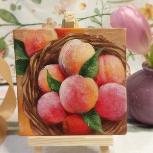 Mărțișor delicios cu piersici - bijuterii - mărțișor - Artynos.ro