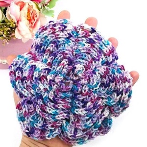 Floare maxi crosetata manual - casă & stil de viață - accesorii pentru decorat casa - decorațiuni de masă și decorațiuni pentru rafturi  - fețe de masă croșetate - Artynos.ro
