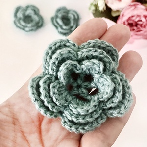 Flori crosetate  - casă & stil de viață - accesorii pentru decorat casa - suport de flori - accesorii florale - Artynos.ro