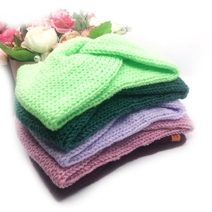 Bentite tricotate manual - îmbrăcăminte și modă - eșarfe, pălării, fularuri - bandă pentru cap - Artynos.ro