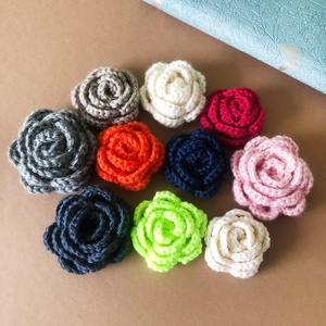 Flori crosetate . Trandafiri - accessorii și unelte - accesorii decorative - alte accesorii - Artynos.ro