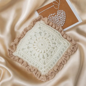 Perinita ta pentru ace, crosetata manual! , Casa & Stil de viata, Accesorii pentru decorat casa, Decoratiuni de masa si decoratiuni pentru rafturi , Fete de masa crosetate, Crosetat, ARTYNOS
