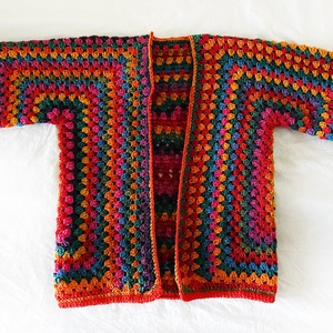 Cardigan Crosetat Manual din Lana 100% - Artynos.ro