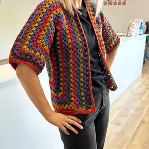 Cardigan Crosetat Manual din Lana  - Artynos.ro