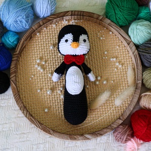 Jucarie cu zornaitoare pinguin  - Artynos.ro