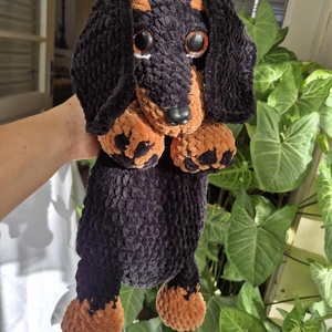 Prieten de Somn  Catelus Teckel, Jucarii si echipamente pentru copii, Plusuri, Caine de plus, Crosetat, ARTYNOS