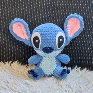 Stitch croșetat - jucării și echipamente pentru copii - plușuri - figurine de pluș - Artynos.ro
