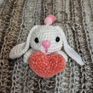 Inimioară cu animăluț - genți și portofele - accesorii genți - breloc - Artynos.ro